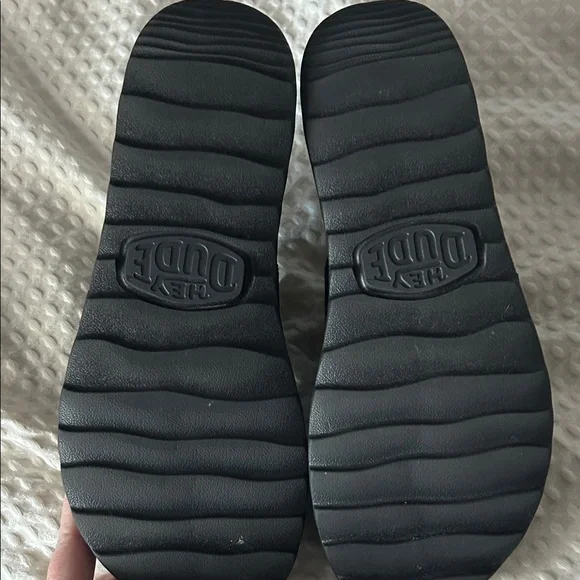 Hey Dude Black Slide Sandals size 9 wide - Picture 7 of 9